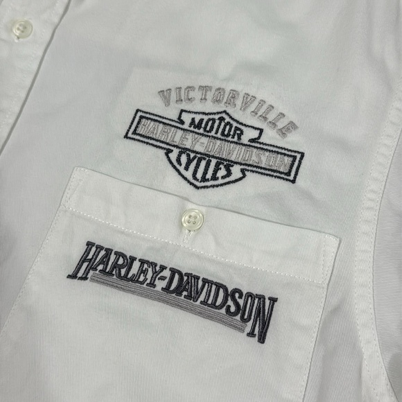 Harley-Davidson Cream Shirt with Eagle Logo - Picture 6 of 8